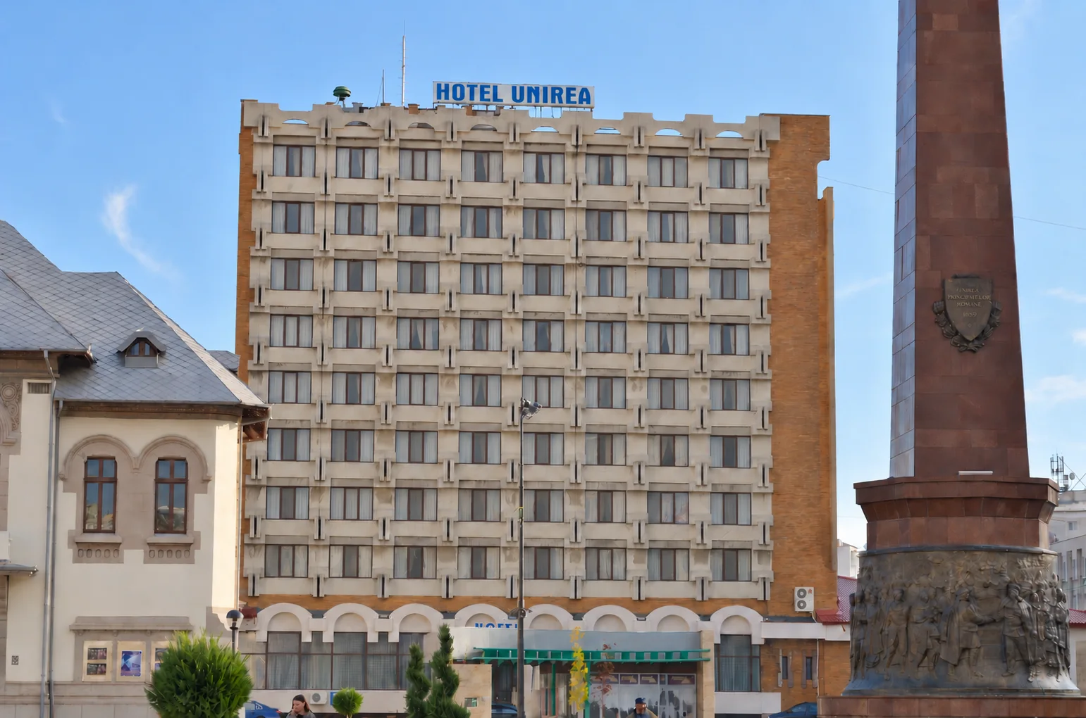 Hotel Unirea façade